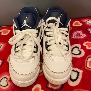 Jordan 5s low sz 4 (gradeschool)